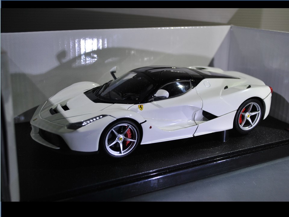 フェラーリ 1／18 la ferrari ラ フェラーリの通販 ホットウィール