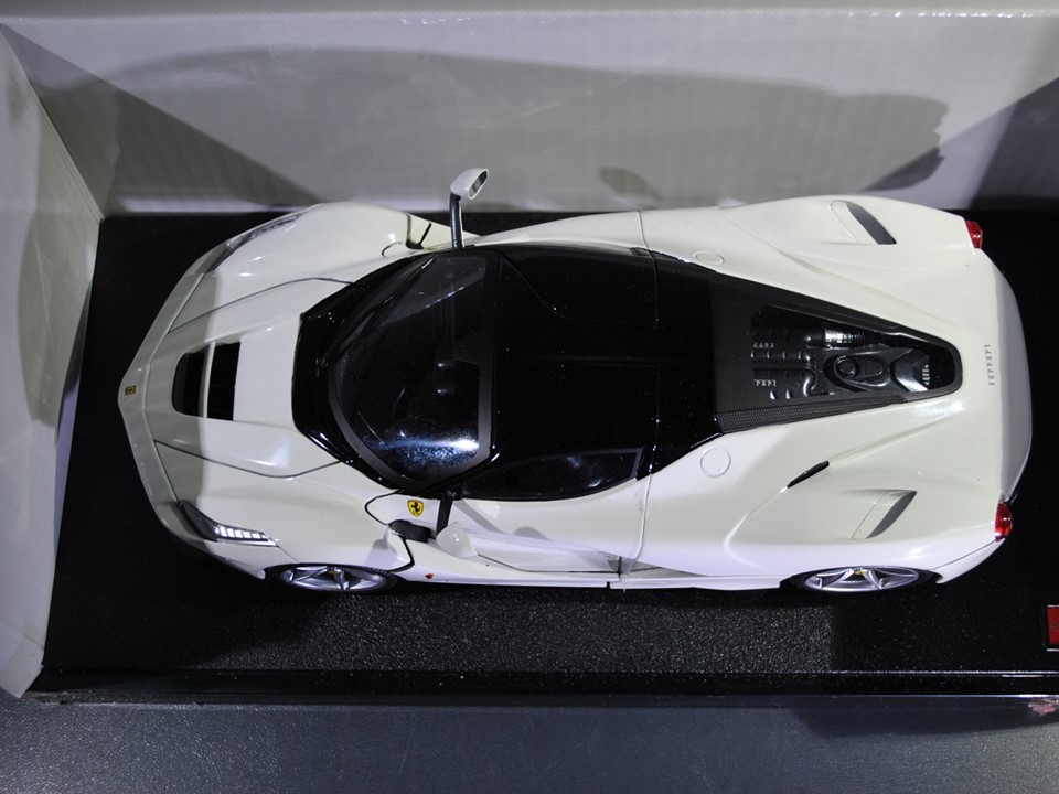 フェラーリ 1／18 la ferrari ラ フェラーリの通販 ホットウィール