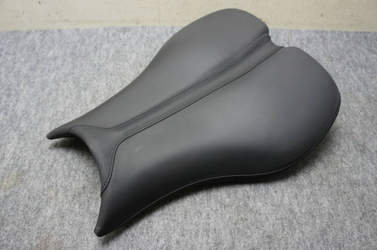 ゲルシート デイトナ675 | トライアンフ 絶版トライアンフ ウェビック 