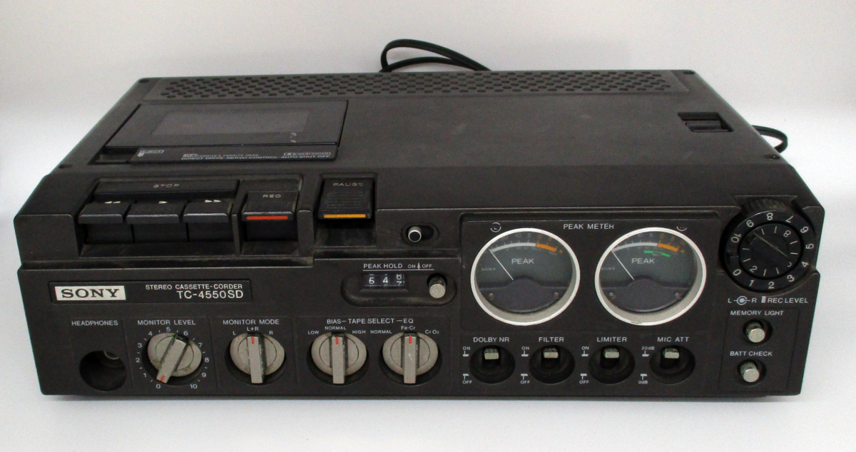 中古・通電確認のみ・ジャンク品】 SONY ソニー カセットデンスケ TC