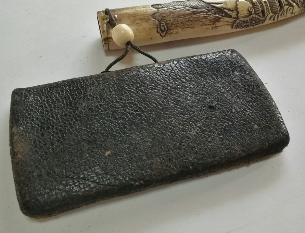 金工前金具 ◇時代⁄⁄革製煙草入れ 象牙緒玉◇鹿角 細蜜彫り煙管 Yahoo