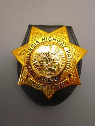新品 ポリスバッジ CHP カルフォルニア /7/ USA 警察バッジ/ 認識番号6856 白バイ野郎 ジョン＆パンチ CHiPs クリップホルダー付き
