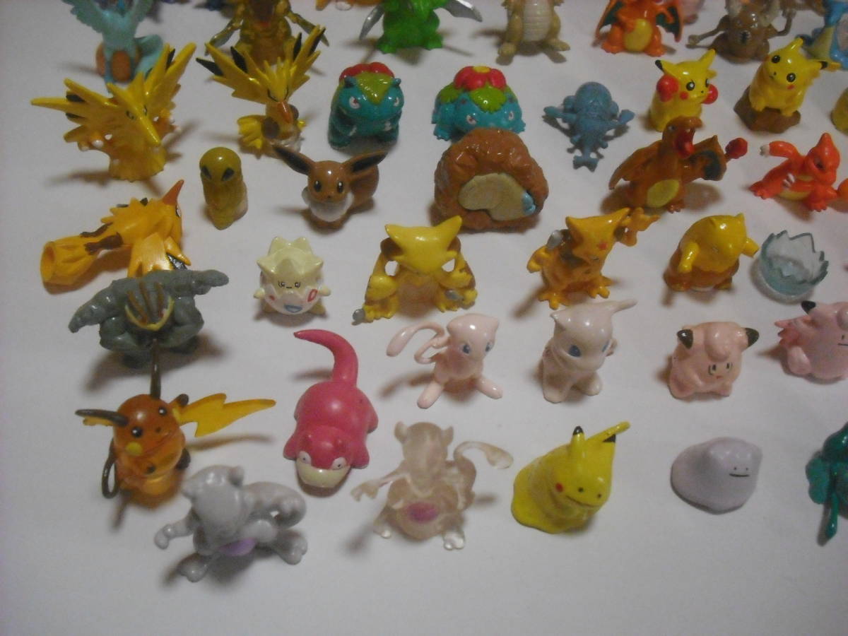 ANA限定盤 そらをとぶピカチュウ モンスターコレクション モンコレ 