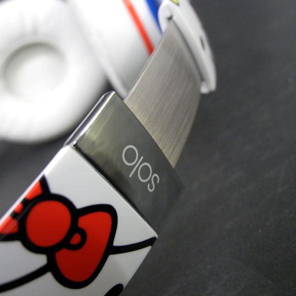 中古/beats solo2 HELLO KITTY SPECIAL EDITION コラボモデル ハロー