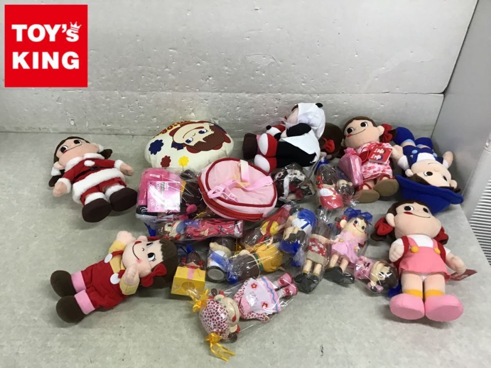 新商品 不二家ファミリークラブ ペコちゃんジャンボぬいぐるみ ペコ