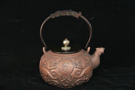  必見 館蔵珍品 鉄瓶 茶壷 酒壷 神獣紋 急須 煎茶道具 極上品(鉄瓶)｜売買されたオークション情報、yahooの商品情報をアーカイブ公開 - オークファン 鉄瓶