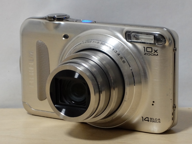 中古品◆FUJIFILM Finepix T300 (1400万画素/光学10倍)_5