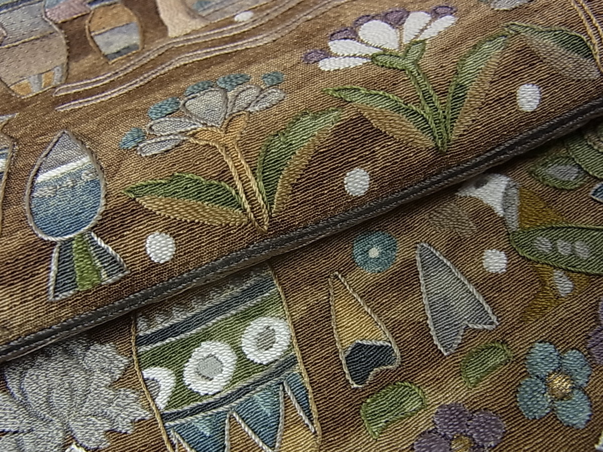 ヤフオク！ベストストア受賞店■平和屋着物■最高級　訪問着　作家物　総刺繍　古代鳥獣人物花文　金糸　逸品m135