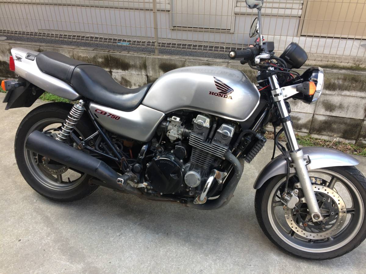 元教習車 RC42 CB750 HONDA 中古バイク 油圧クラッチ、NGK製プラグ 
