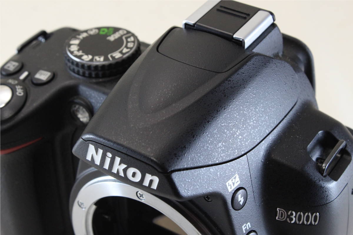 美品☆Nikon ニコン D3000 ボディ 液晶キレイ☆ D3000 ボディ ニコン 1