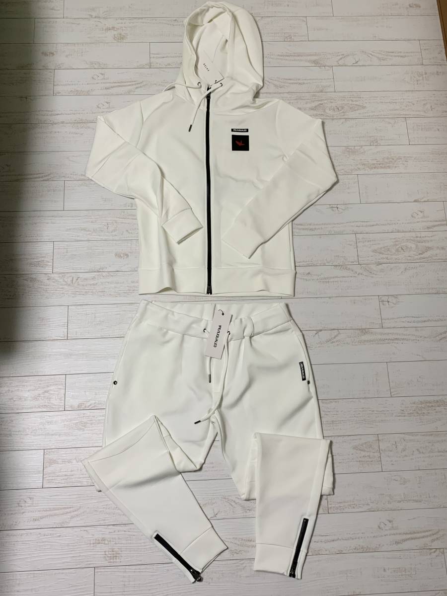1PIU1UGUALE3 セットアップ 新品未使用品 白 XXL