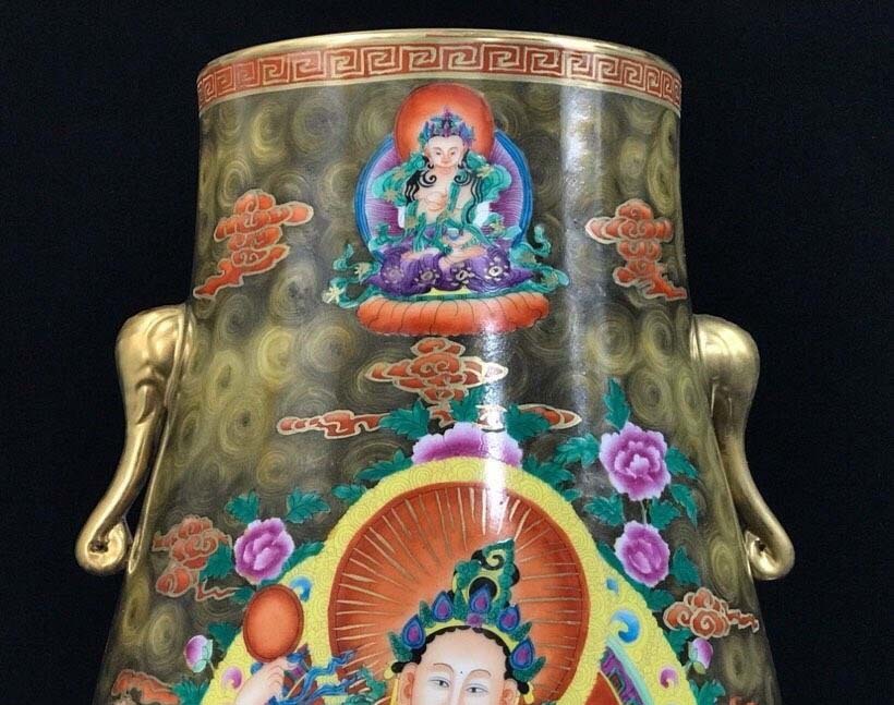 清代雍正年　琺瑯彩　鍍金　仏絵象耳磁瓶