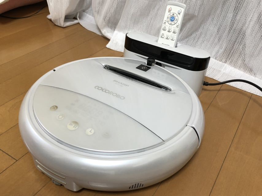 SHARP シャープ ロボット掃除機 ココロボ COCOROBO RX-V100-W ココロを