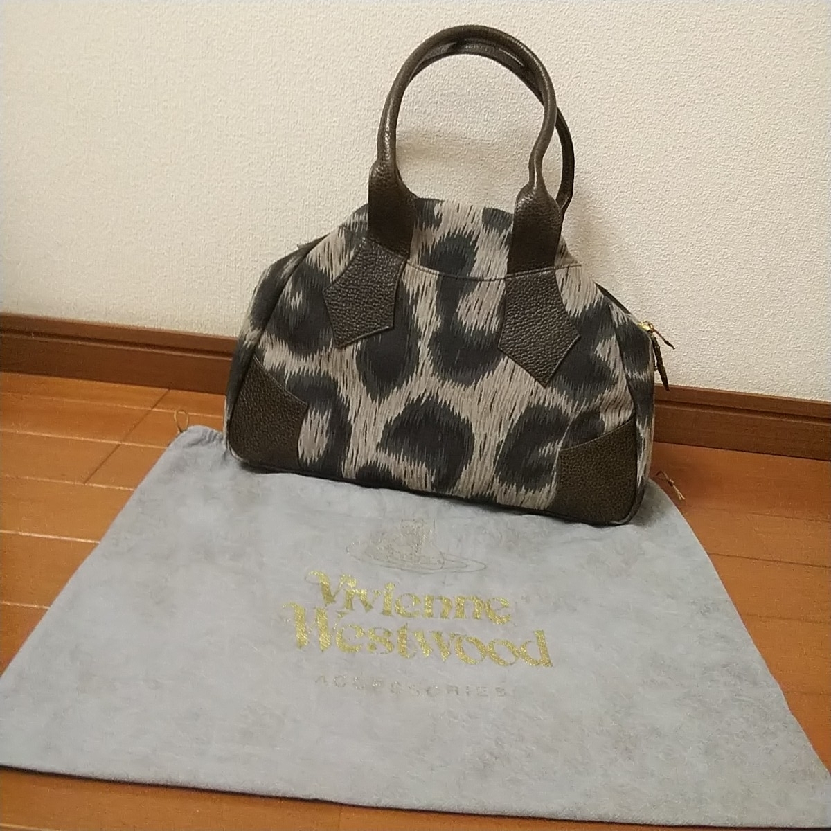 ■ヴィヴィアンウエストウッド■ Vivienne Westwood レオパード ヤスミンバッグ ビビアン ヴィヴィアンウエストウッド 鞄 ボストン豹