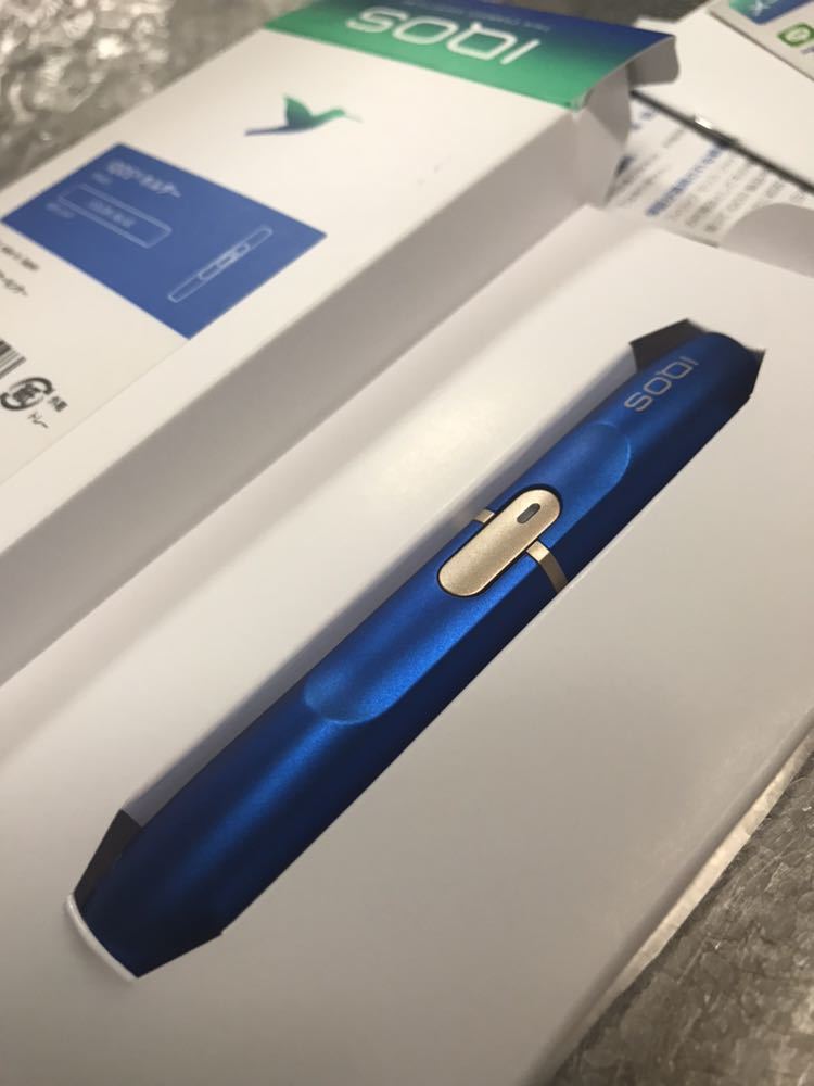 IQOS ブルー アイコス アイコス2.4Plus 2.4Plus 空港免税店期間限定カラー 免税店限定 スーパーマン アイコスブルー免税店限定色 空港免税店限定 IQOS2.4プラス 新品の通販 2．4本体 Plus 2.4 アイコス2.4plus