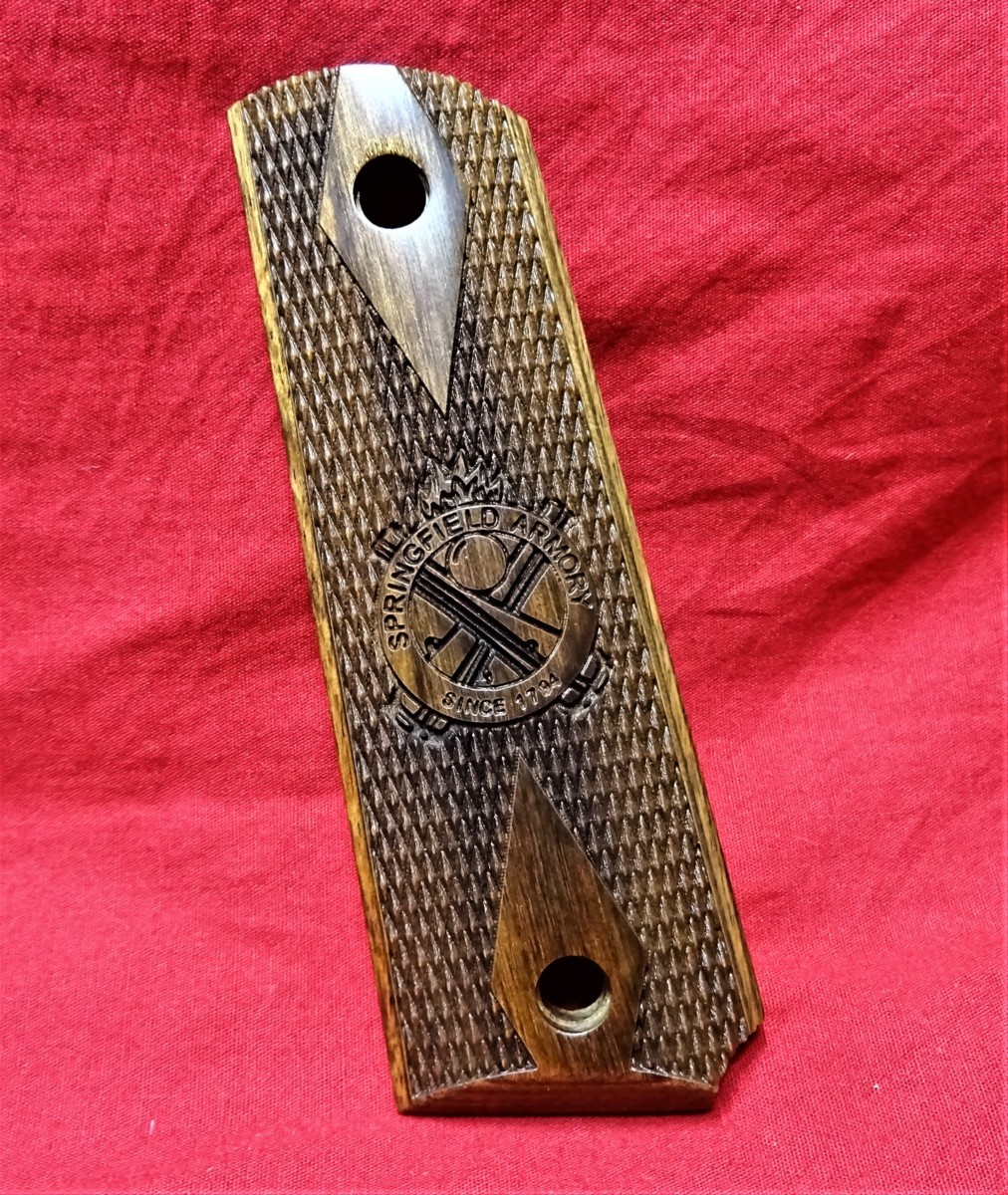 【全国無料，限定SALE】 アルタモント 実銃用グリップ GM/1911用 SFA キャノンクロス WN(パーツ)｜売買されたオークション情報、yahooの商品情報をアーカイブ公開 - オークファン パーツ