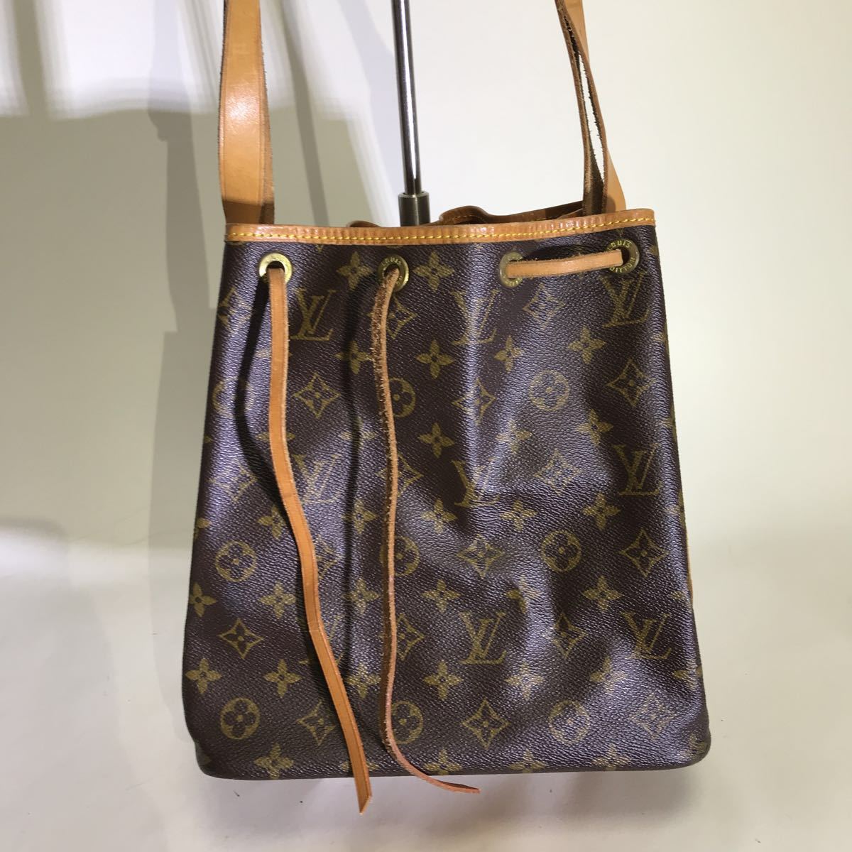 1円 LOUIS VUITTON プチノエ モノグラム ショルダー 角スレ無し ヌメ 