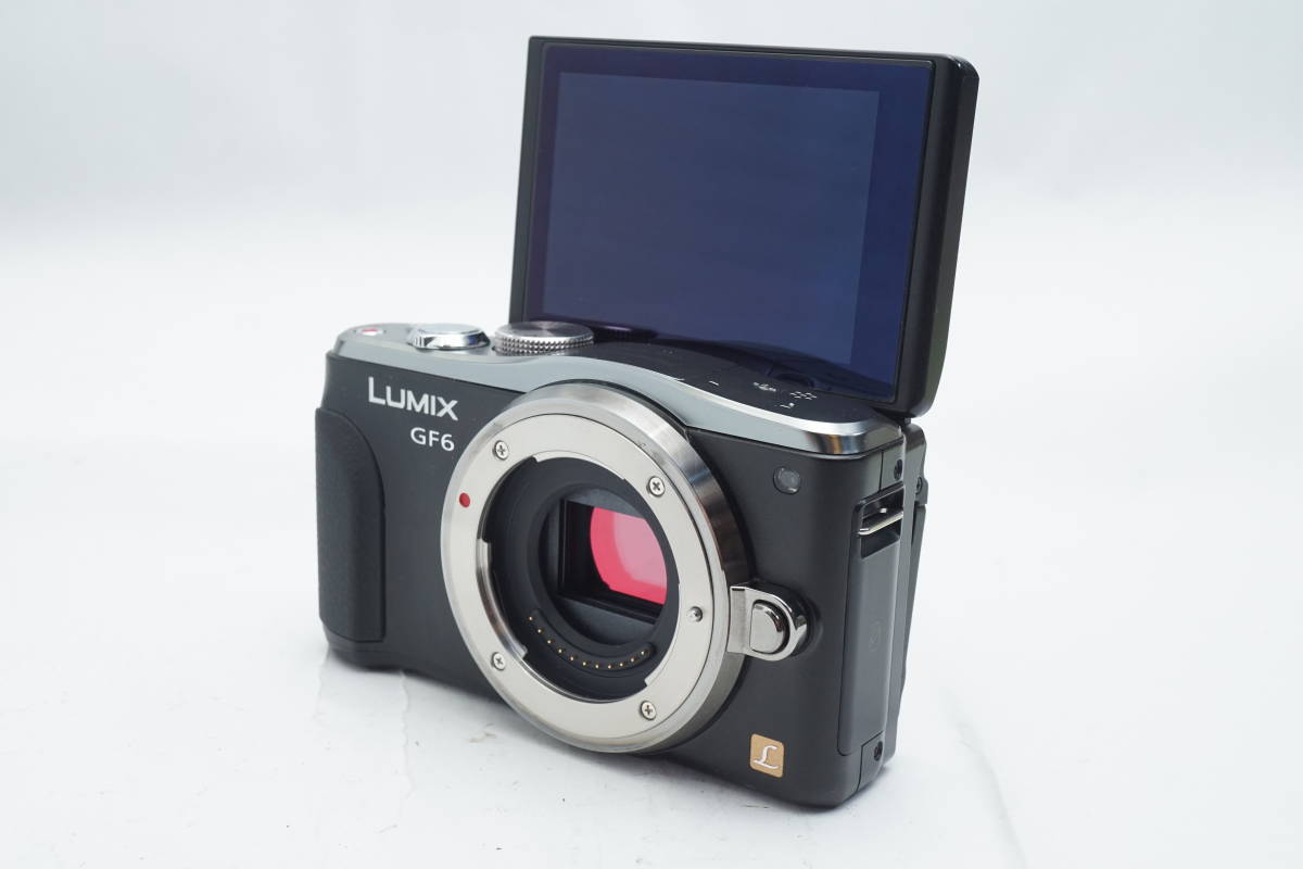 ☆美品☆パナソニック ルミックス DMC-GF6 ボディ #21595MTT DMC-GF6
