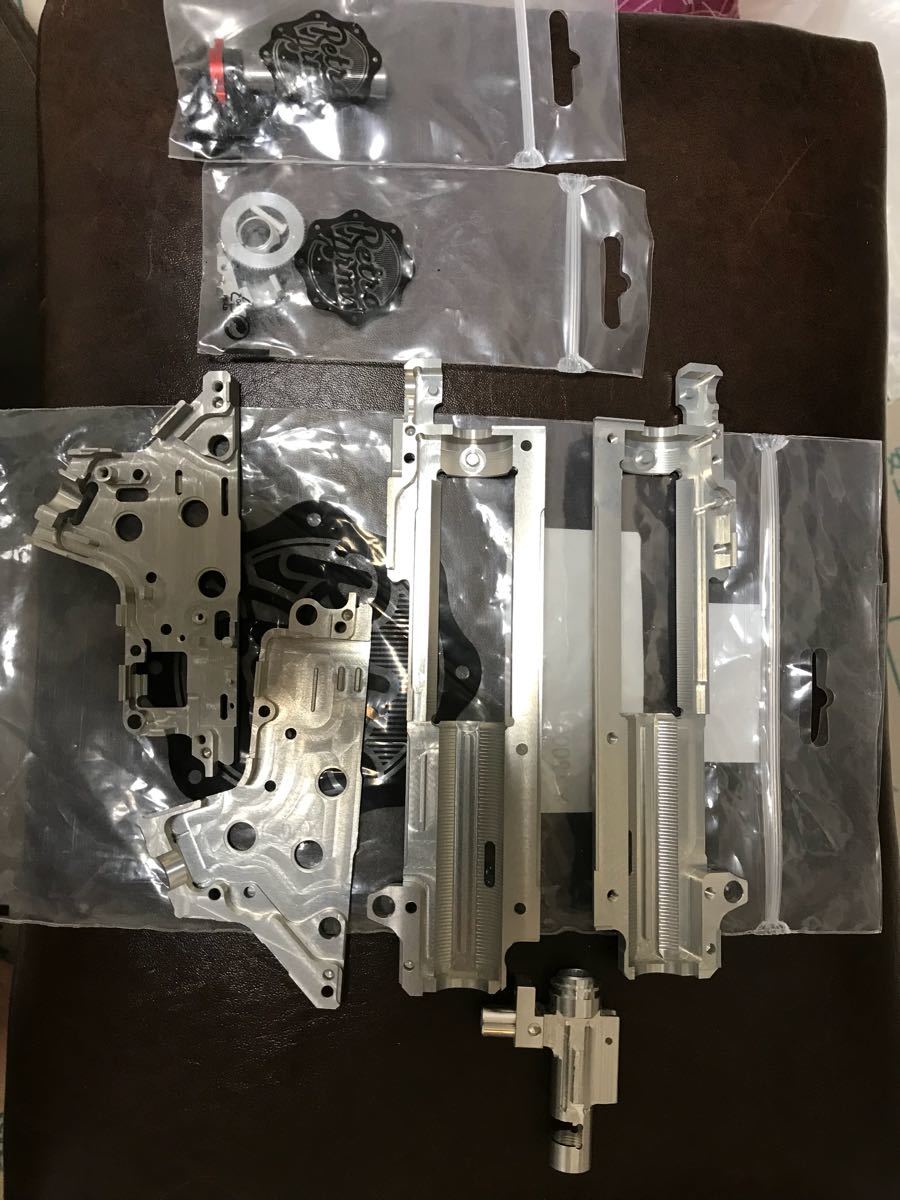 RETRO ARMS Ver2用チャンバー一体型スプリットメカボックス（8mm