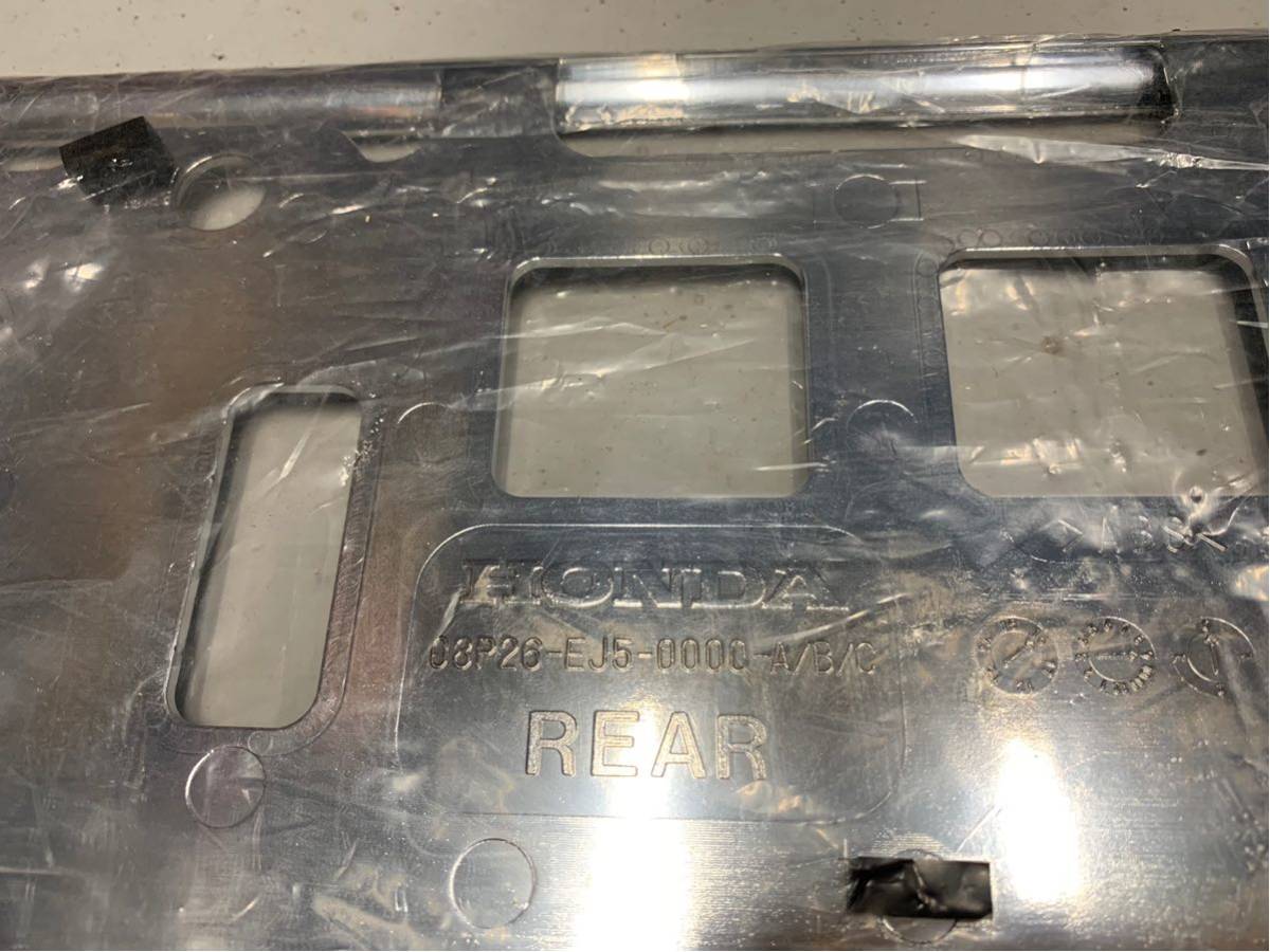 ホンダ純正ナンバーフレーム 一枚_3