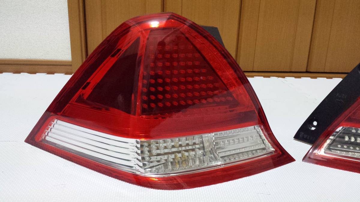 美品 RB1 前期 オデッセイ 純正ワンオフ加工 フルLEDテール 左右セット
