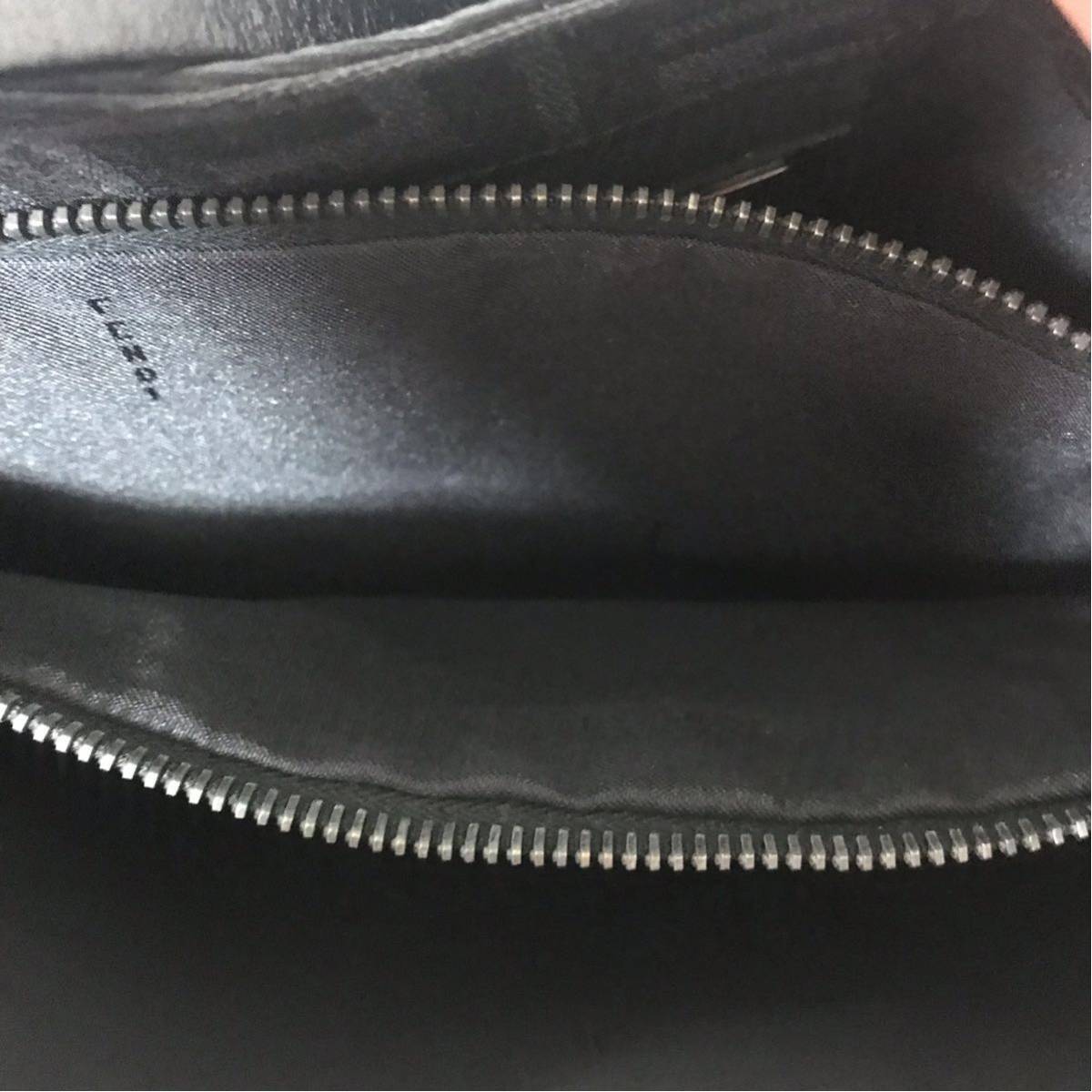 FENDI マンマバケット ズッカ柄 ブラック ショルダーバッグ 