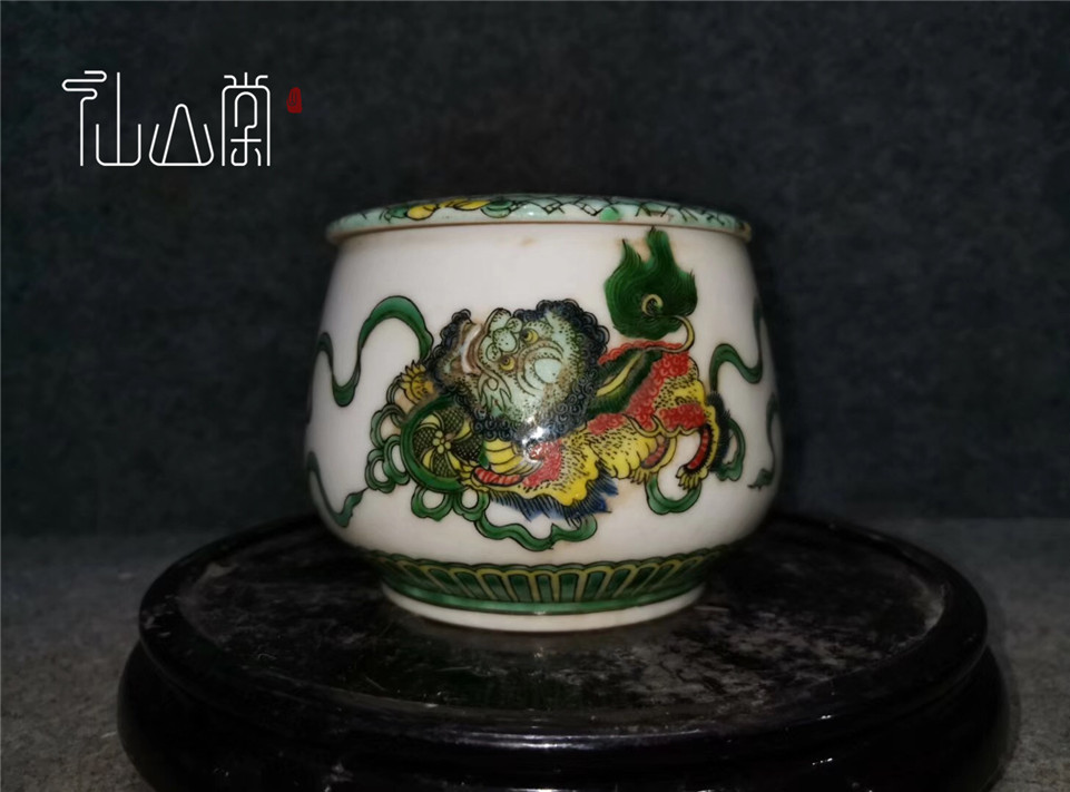 中国古玩 中国 工芸品 『戦・青銅器彫・瑞獣』極細工 置物古賞物 釉 青磁 宗磁 宋時代 清粉彩 澱青 約H2 5W11cm 古窯 古磁器 ColBase