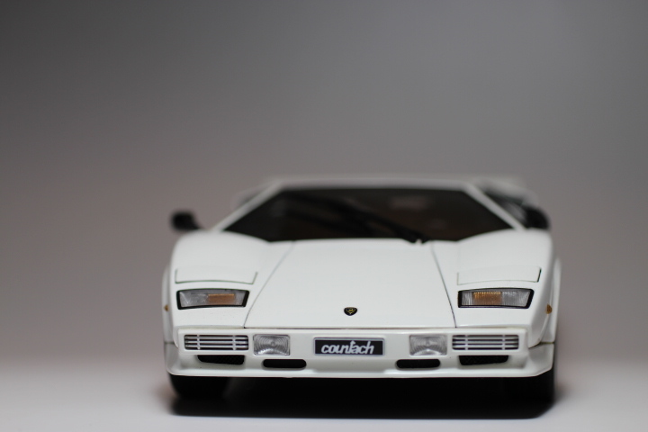 オートアート 『 ランボルギーニ カウンタック 5000S 』1/18 AUTOart