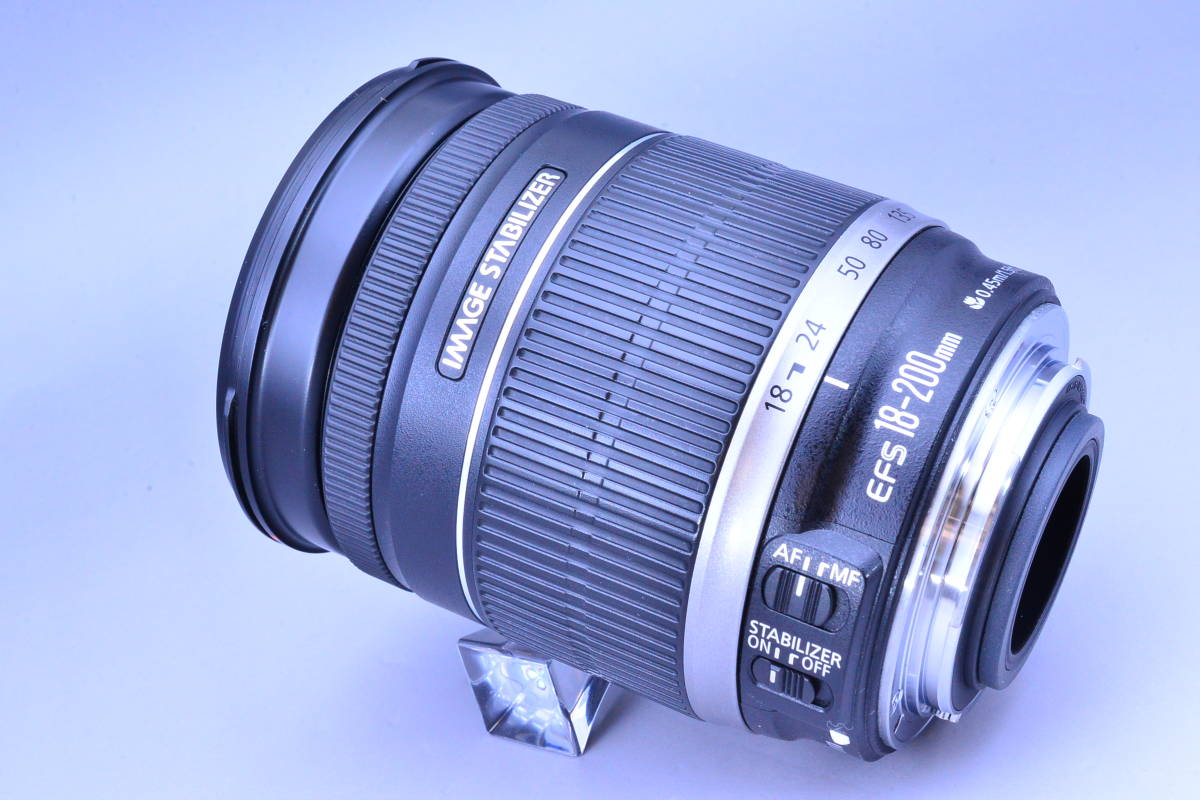 EF-S 18-200mm Canon IS Lens F3.5-5.6 f3.5-5.6 | f⁄