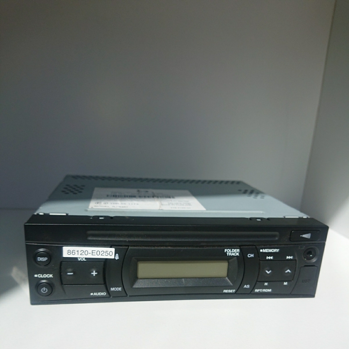 新車外し UD純正 24V Bluetooth USB AUX ワイドFM CDデッキ オーディオ