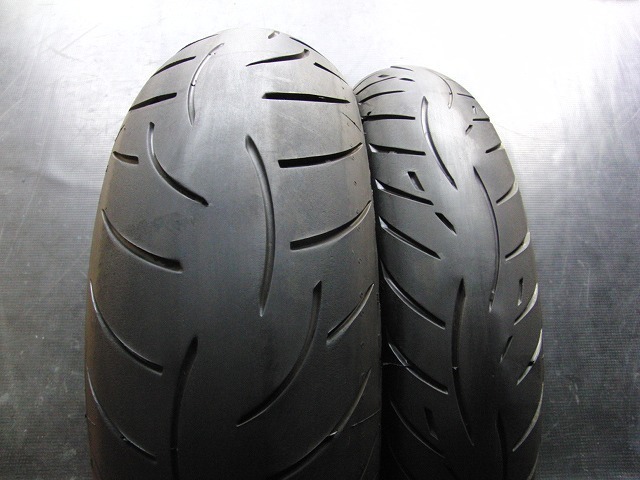 Z8 インタラクト. 中古前後セット!メッツラー◎ロードテック 0 | メッツラー 2026年最新Yahoo!オークション : 120⁄70ZR17 ※沖縄・離島を除く単品中古タイヤ!メッツラー◎Z8 送料 tires INTERACT ROADTEC Metzeler オートバイ