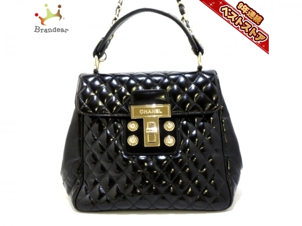 シャネル CHANEL ショルダーバッグ 2.55 エナメル（レザー） 黒 