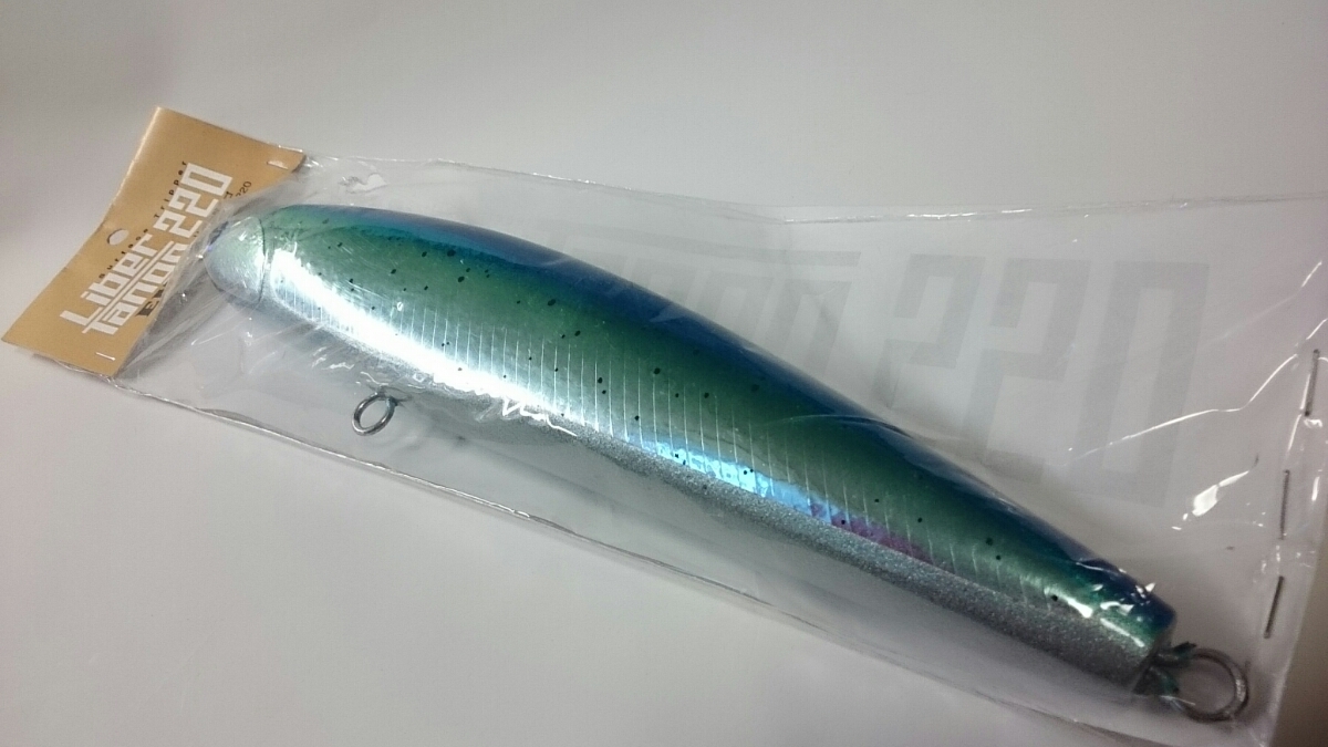 16 新品 フィッシュトリッパービレッジ リベルタンゴ エモシオン 220