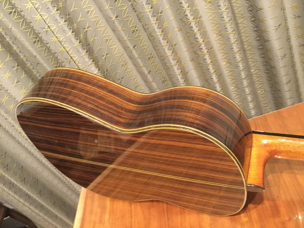 ECOLE GUITARE E-500クラシックギターケース付き 【公式通販】