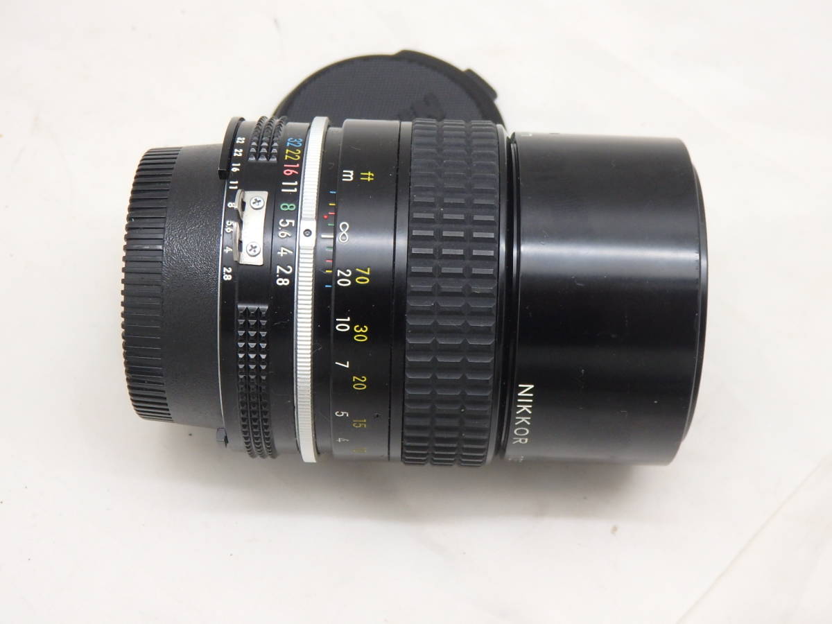 極美品 ニッコール Nikon NIKKOR 135mm F2.8 Ai フード内蔵レンズ