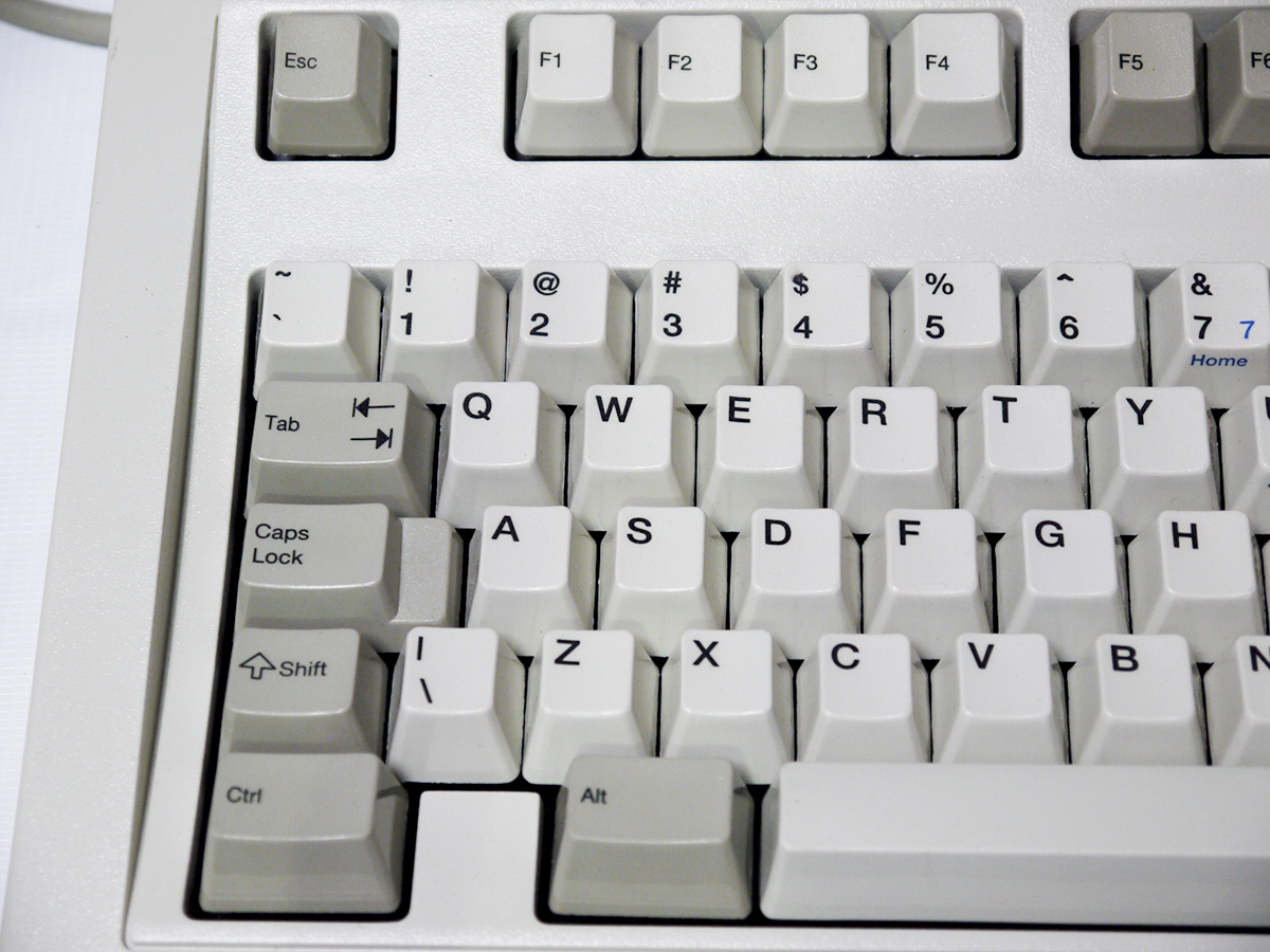 Unicomp UNI04C6 Model M IBM 85-key space saver PS/2キーボード 動作