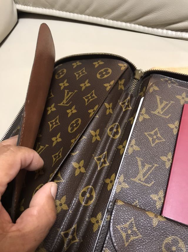 確実本物ルイヴィトン パスポートケース モノグラム 中古美品 大財布 