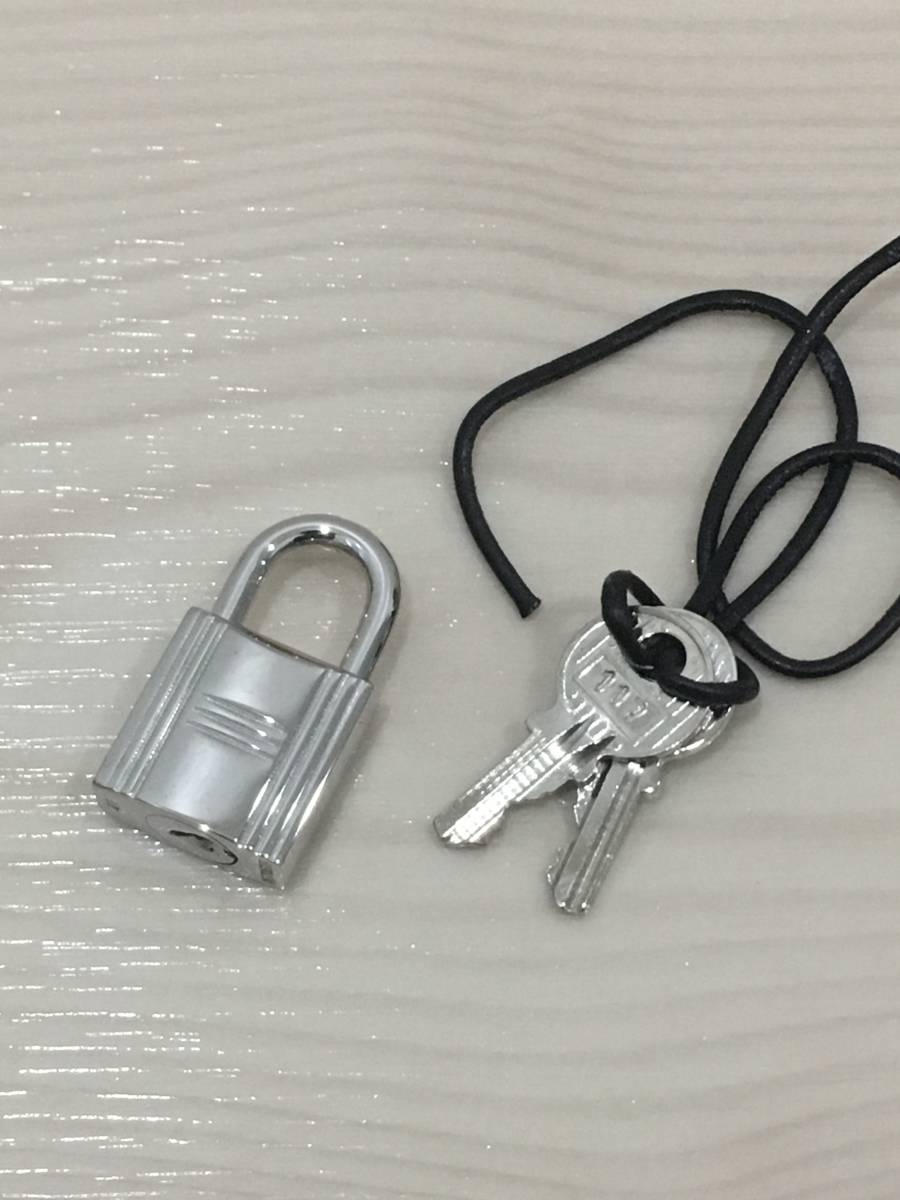 HERMES エルメス カデナ 南京錠 パドロック 117 鍵 スペアキー付き