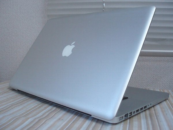 ジャンク】MacBookPro 17インチ（A1297）本体 ジャンク MacBook Pro 17