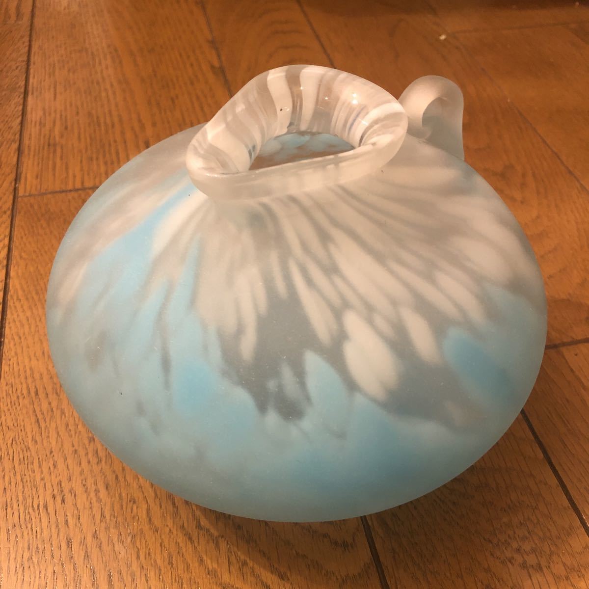 藤田喬平 手吹ガラス 完品箱無し美品 綺麗なガラス花瓶です 【公式通販】