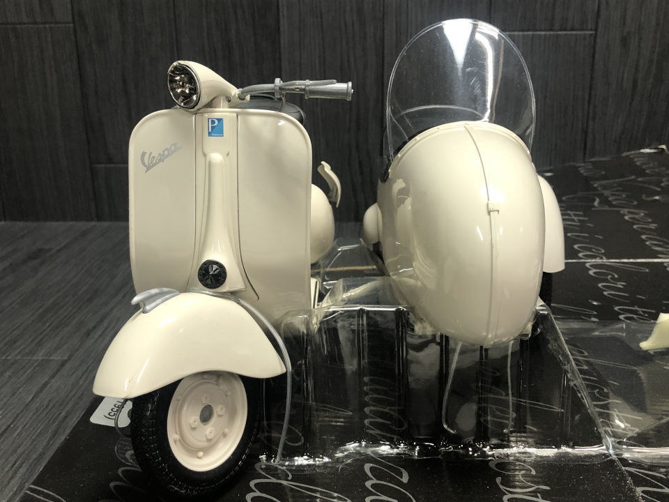 ベスパ サイドカー 0 シンガポール | ヴィンテージベスパ, ローマ小