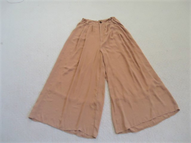 Heather ヘザー ワイドパンツ サイズm ボトムス 売買されたオークション情報 Yahooの商品情報をアーカイブ公開 オークファン Aucfan Com