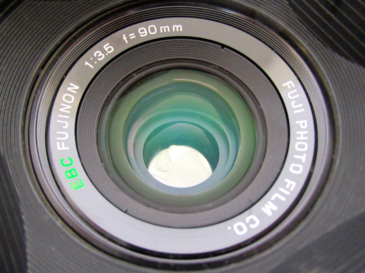 Fuji GW690 Camera - Medium Format Fujica 90mm III | the Leica