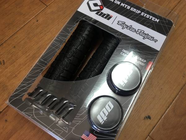 Lee ODI Troy Grips Lock-On Designs - Series &frasl; Signature Lock SIGNATURE LOCK-ON On GRIPS Freestyle