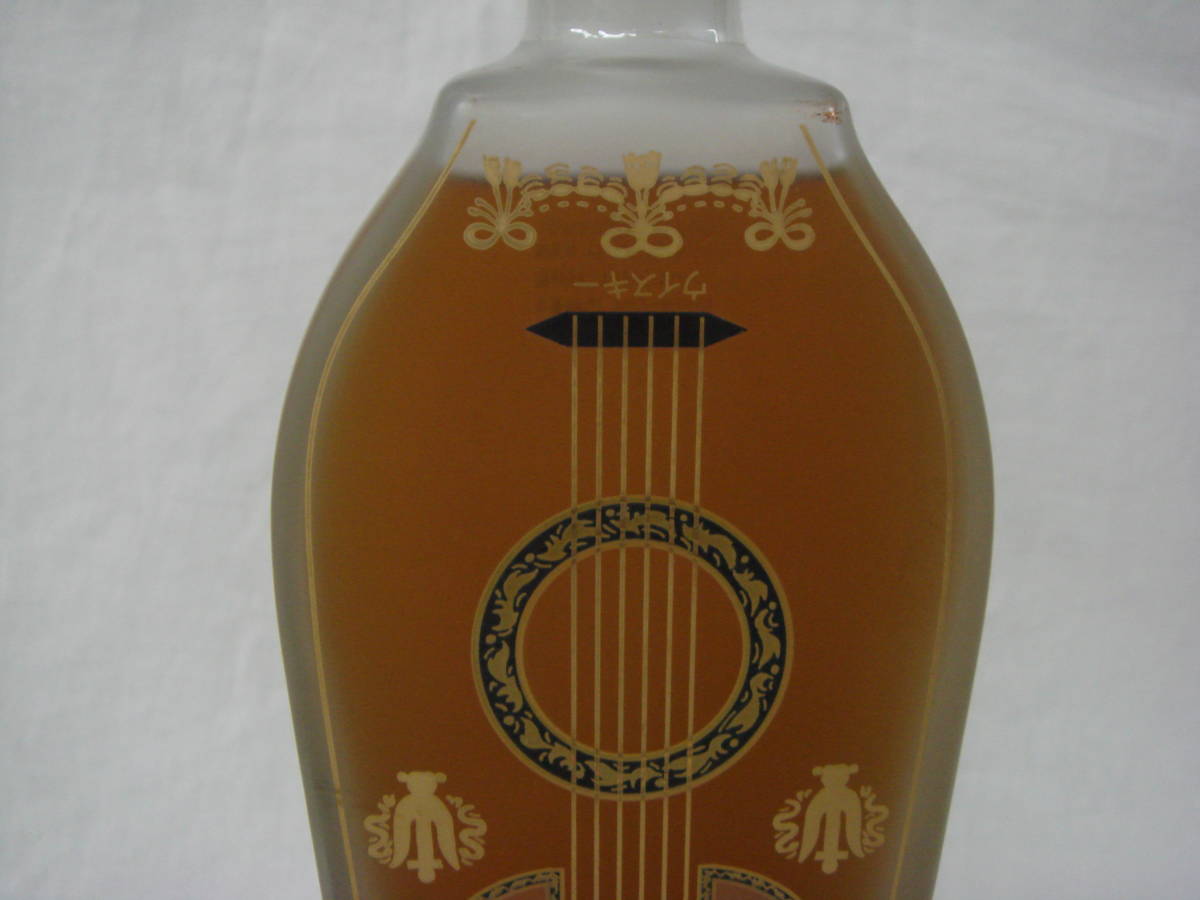 SUNTORY WHISKY 響 ギター型ボトル 台座付き