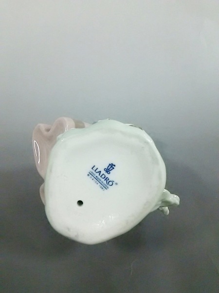 LLADROリヤドロ「おとなしくしてね」陶器人形　スペイン製　未使用 LLADROリヤドロ「おとなしくしてね」陶器人形 2026年最新Yahoo