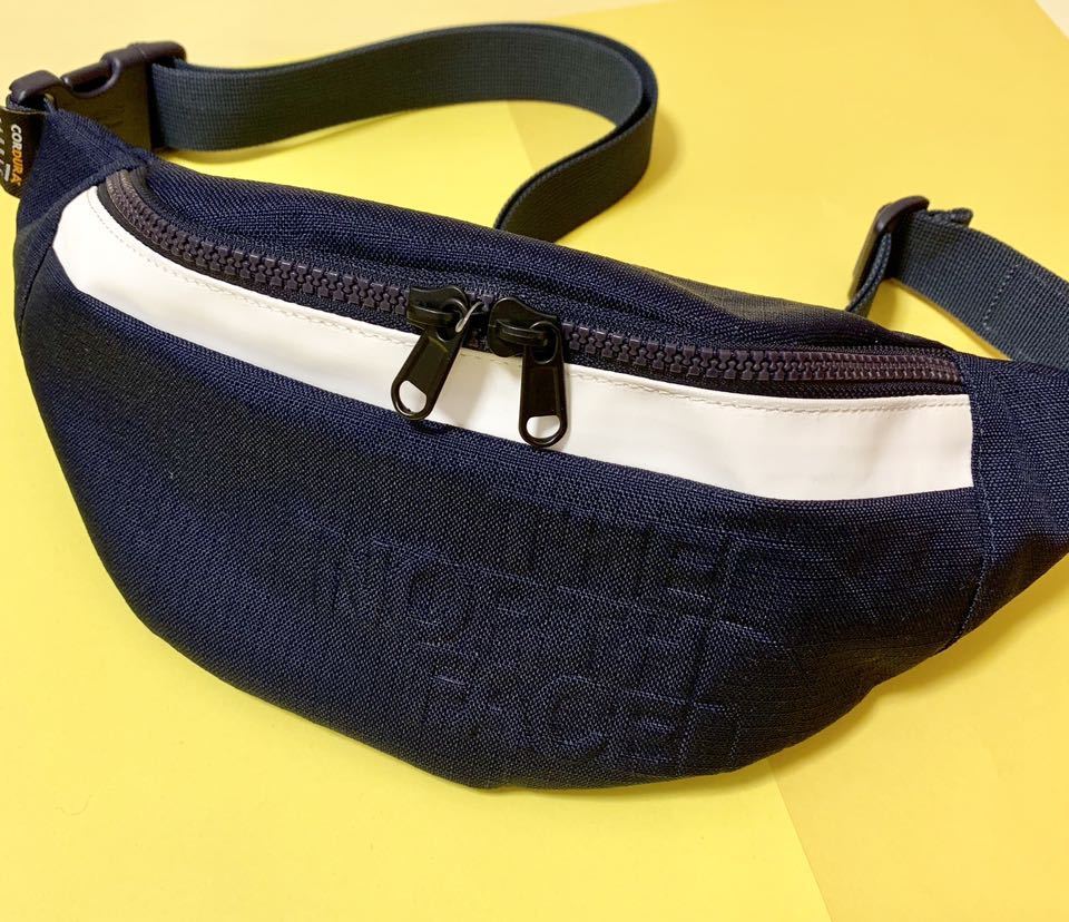 THE NORTH FACE これカワイイ」日本未発売『ノースフェイス ホワイトレーベル』の FACE（ザノースフェイス）の「日本未展開モデル 【新品】日本未発売 ノースフェイス ホワイトレーベル ボディバッグ スウィープ サコッシュ ウエストバッグボディバッグ 