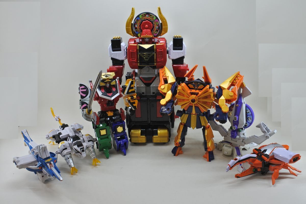お買い得，新作 ジャンク扱い 侍戦隊シンケンジャー 合計7体 サムライハオー 合体セット 一部欠品 現状 10932(侍戦隊シンケンジャー)｜売買されたオークション情報、yahooの商品情報をアーカイブ公開 - オー 侍戦隊シンケンジャー