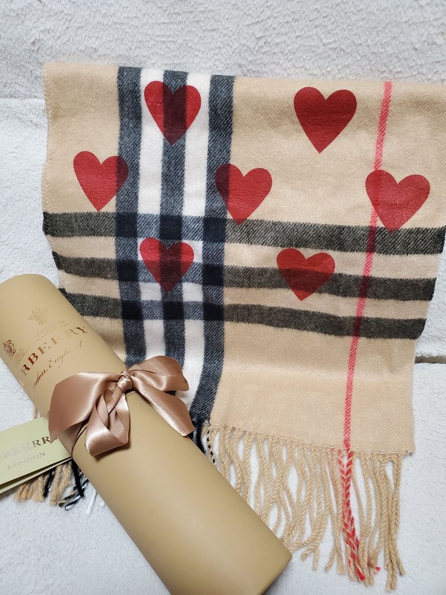美品　バーバリー　カシミア100% マフラー　ノバチェック　ハート マフラー バーバリー チェック BURBERRY ハート柄 ノバチェック ハート