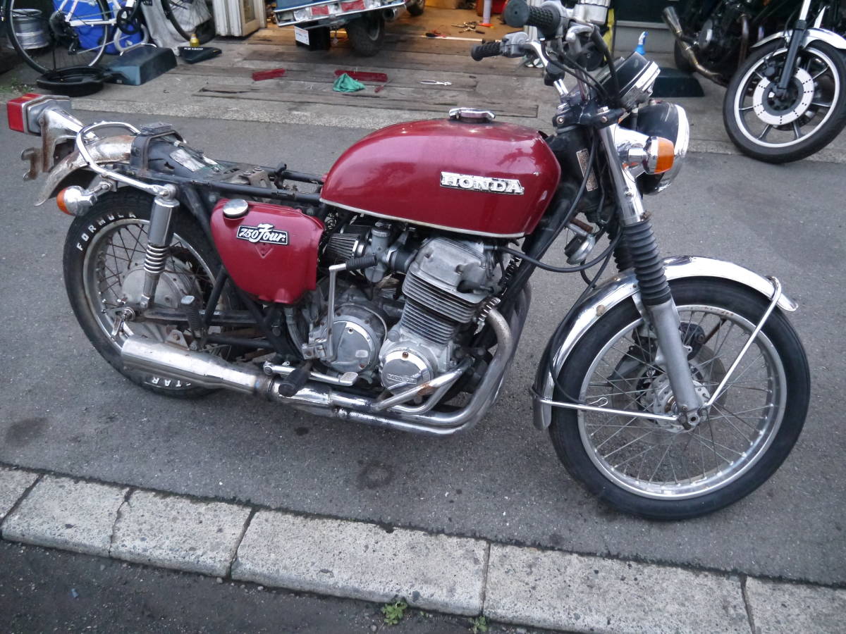 CB750 CB750four エンジン実動 レストアベース 通関証明証付